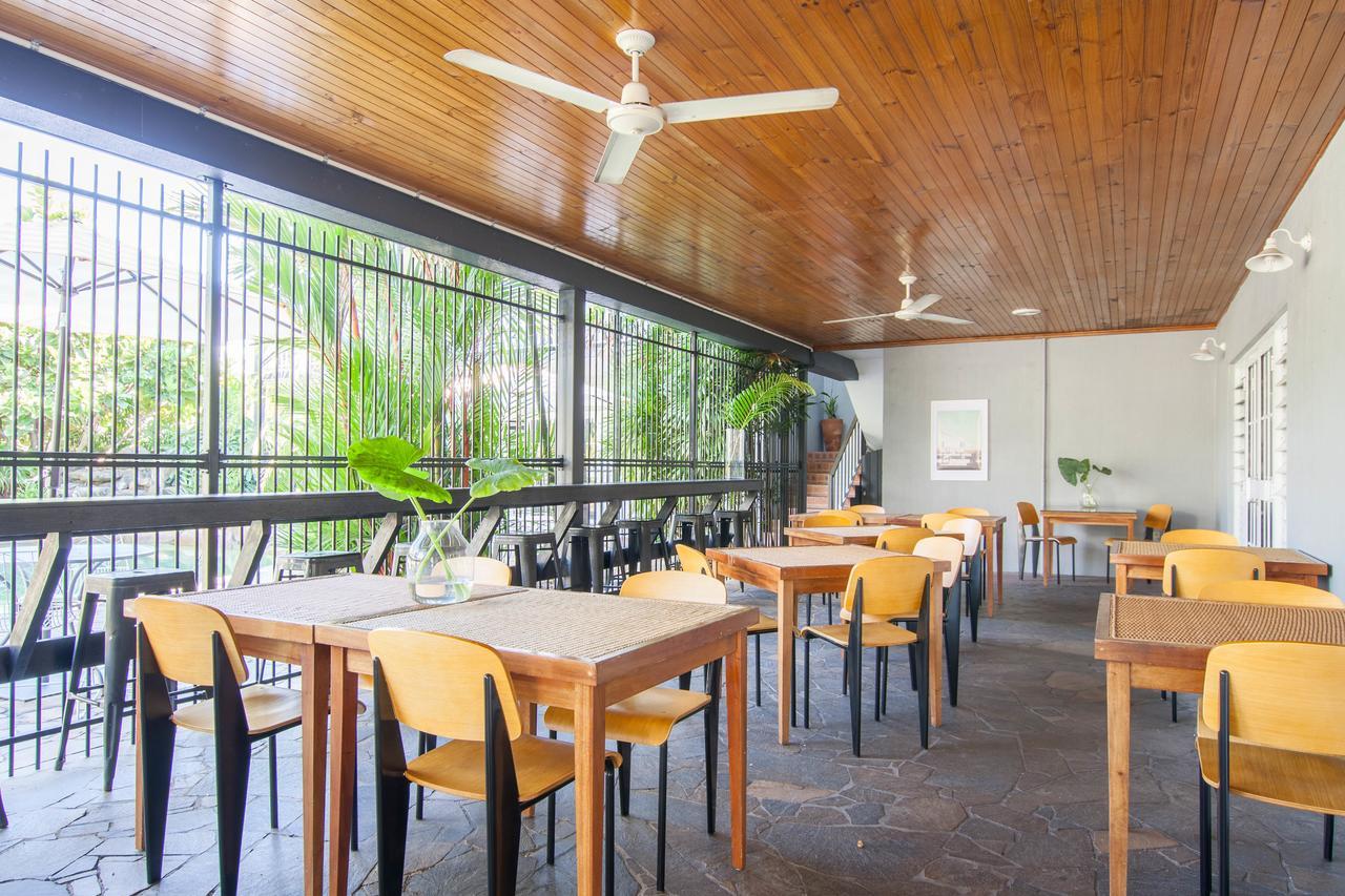 Motel Nomad Cairns Exterior photo